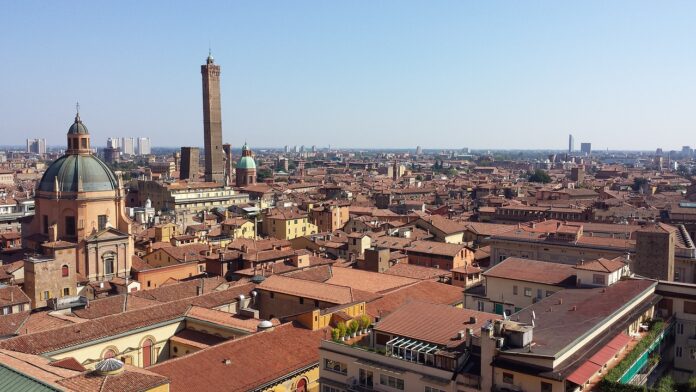 vivere a bologna