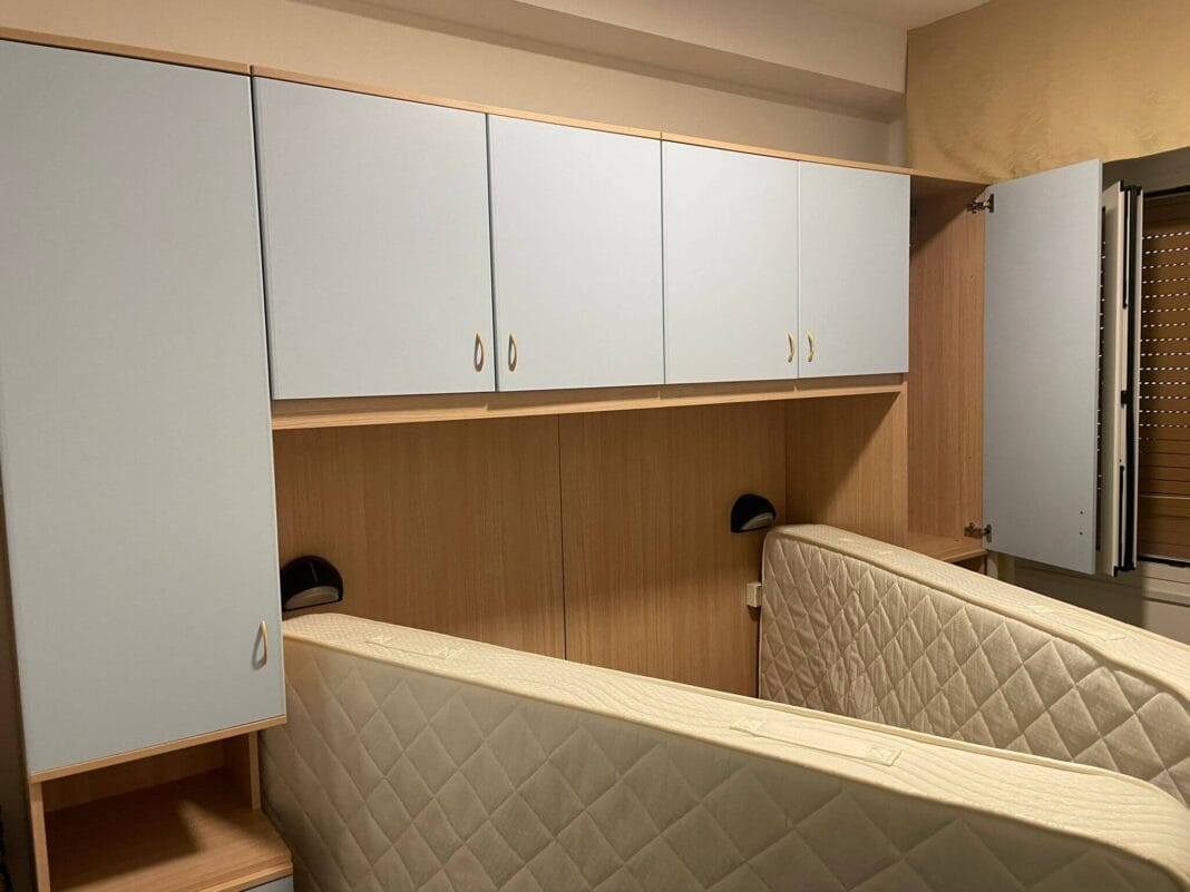 Traslocare le camere da letto di un albergo Traslocare le camere da letto di un albergo